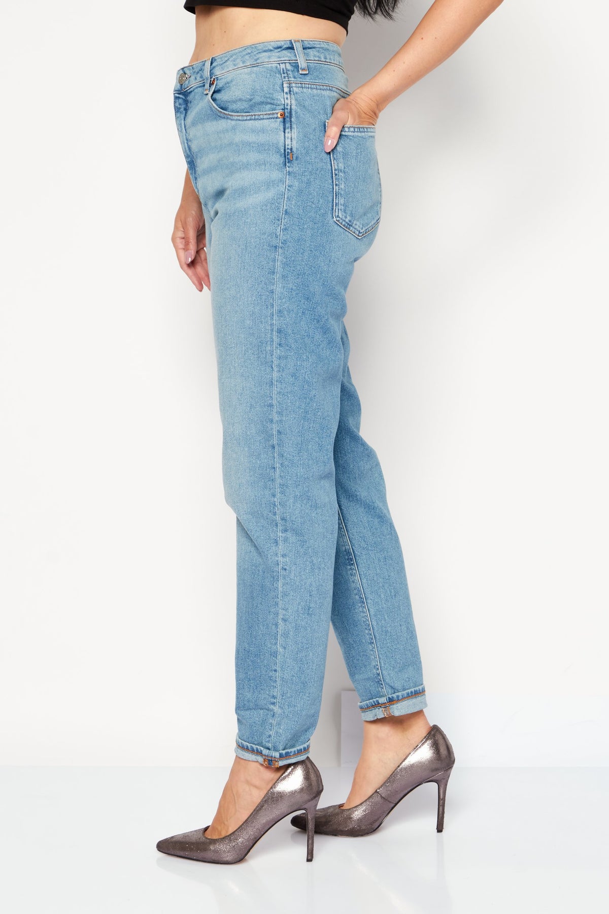 Regular Fit Washed Stretchable Jeans