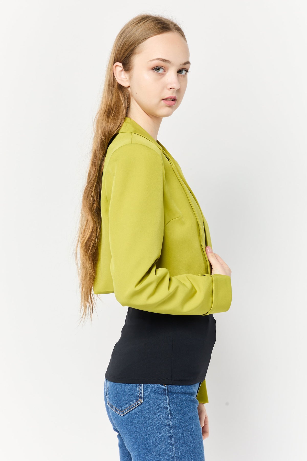 Regular Fit Plain Cropped Blazer