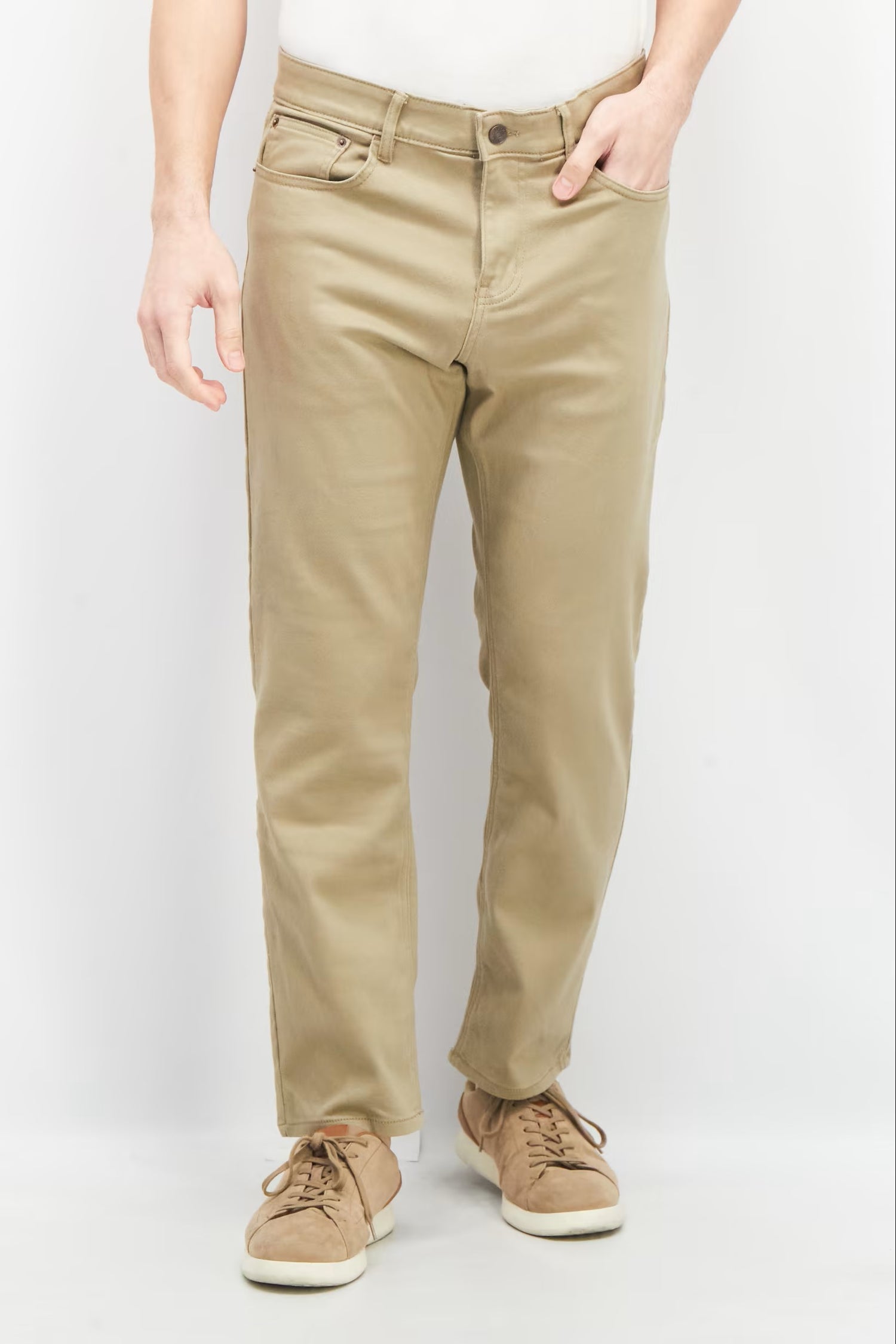 Izod, Men Regular Fit Solid Stretchable Jeans, Tan