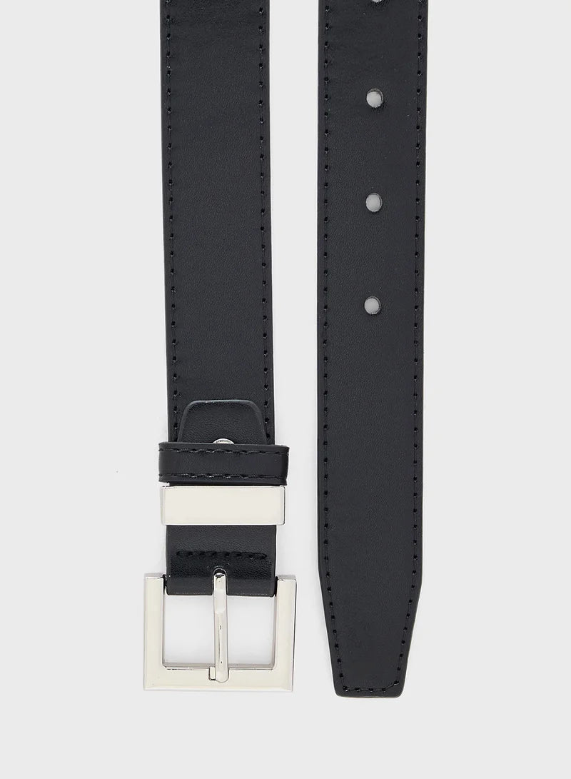 Ladies Belt With Silver Buckle