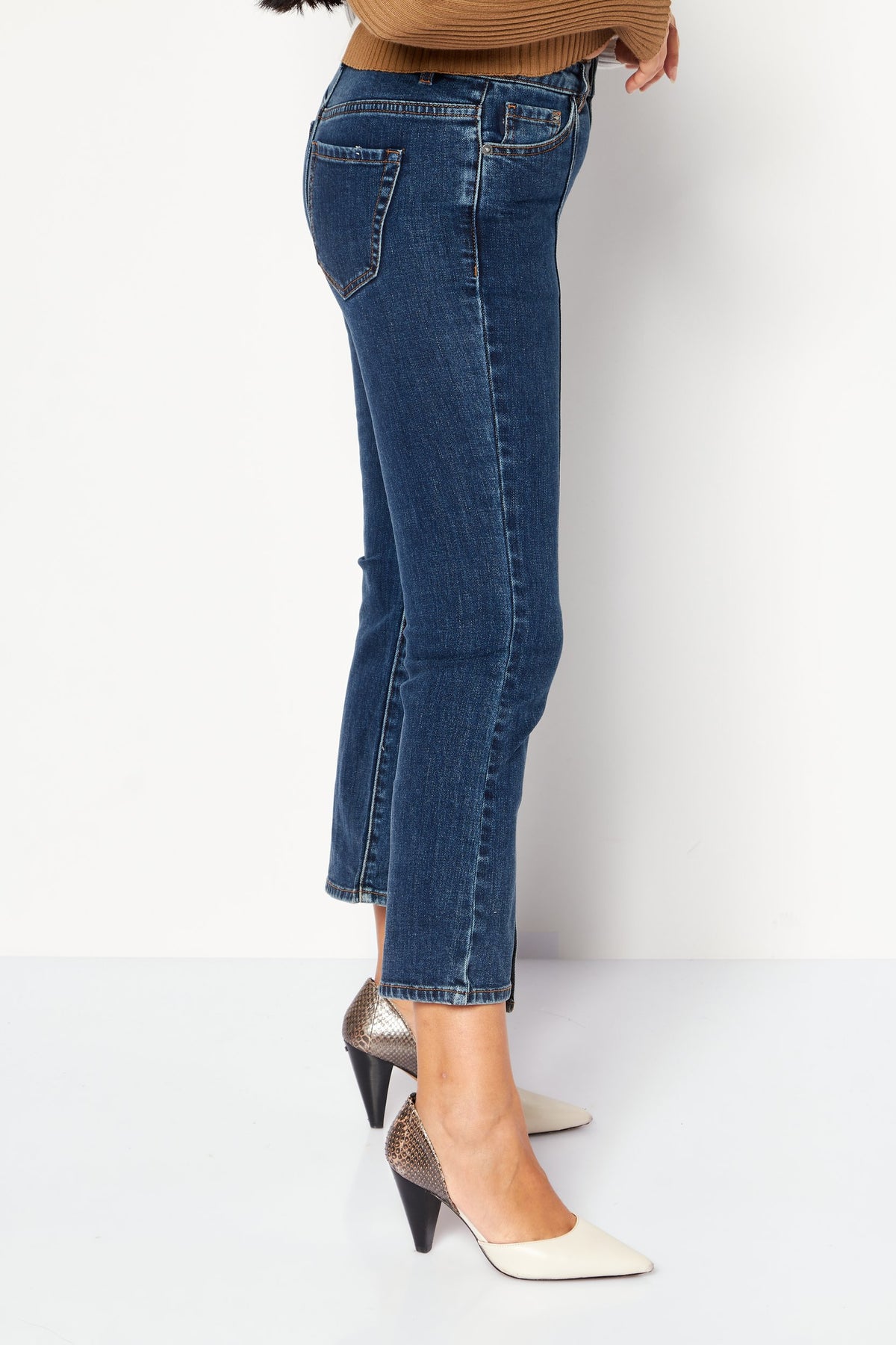 Regular Fit Washed Stretchable Denim Jeans