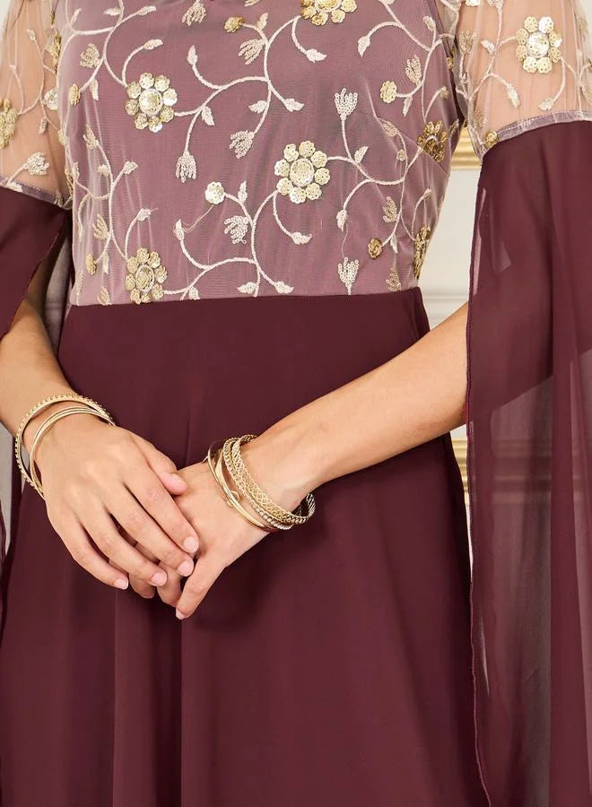 Styli Lace Detail Slit Sleeves A-line Maxi Dress