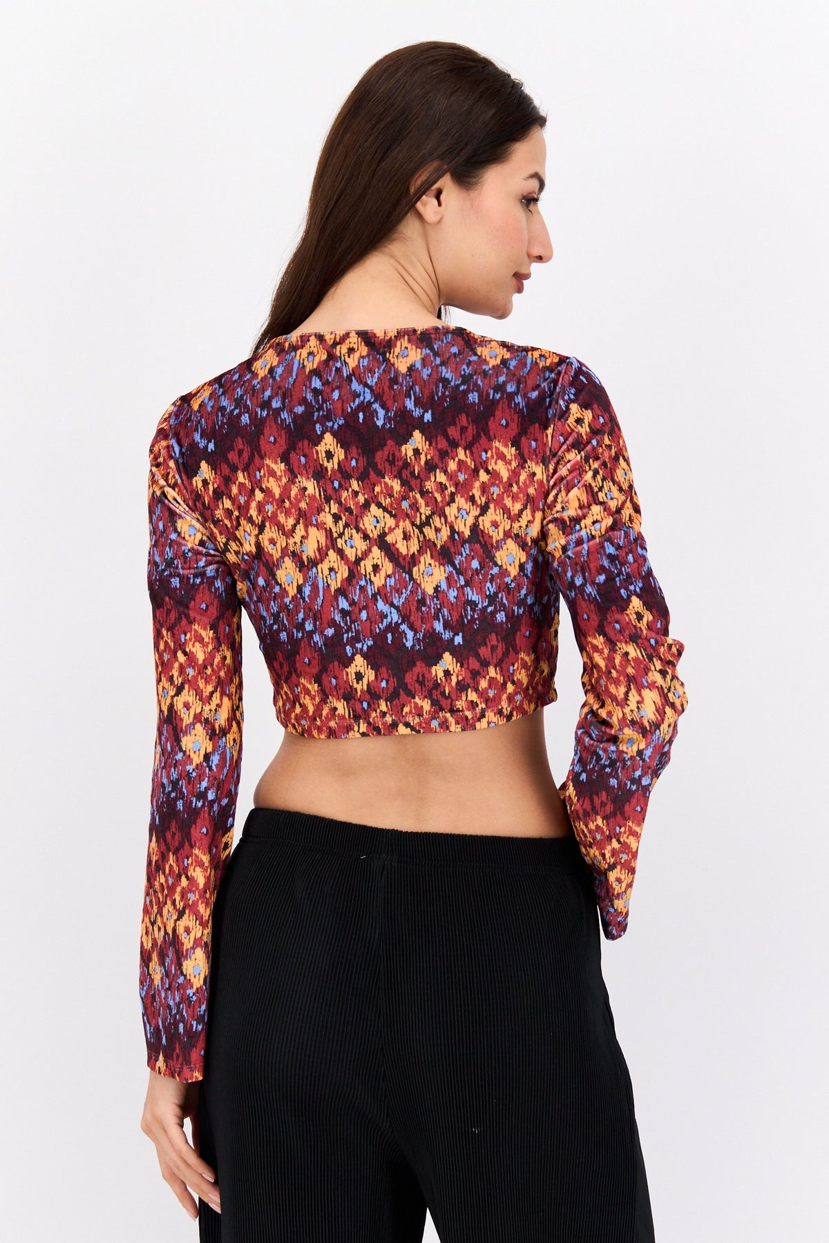 V-Neck Long Sleeves Printed Crop Top