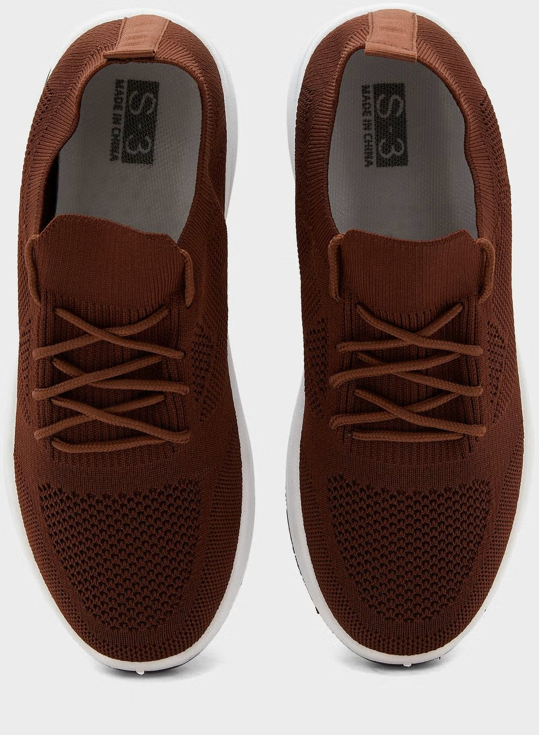 OFF LIMTS، اوبدل شوي بوټان