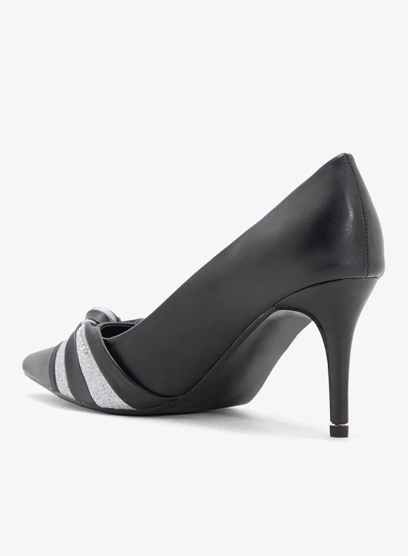 Pointed Pump With Knot Detail