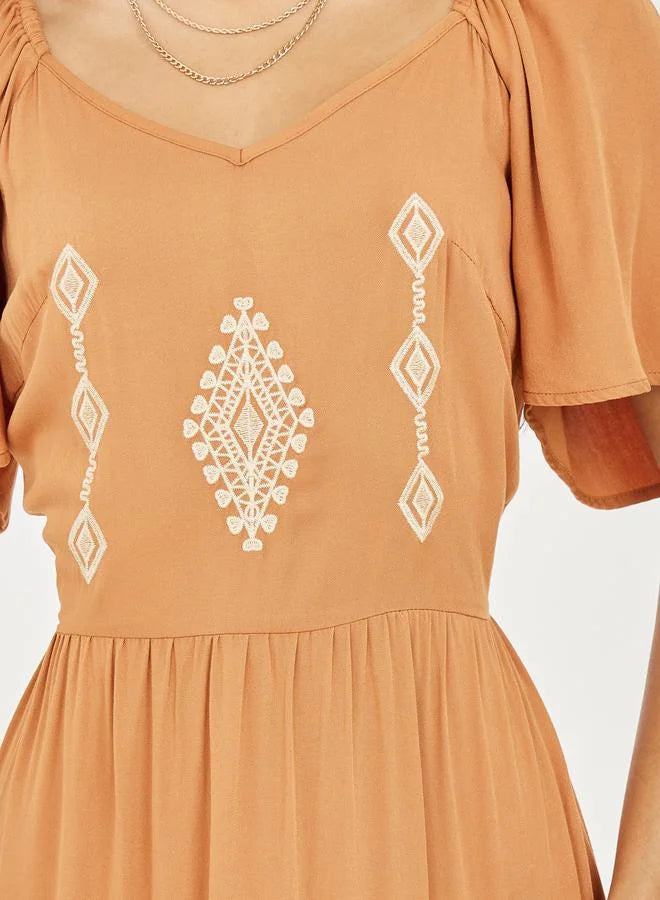 Embroidered Sweetheart Neck A-Line Maxi Dress