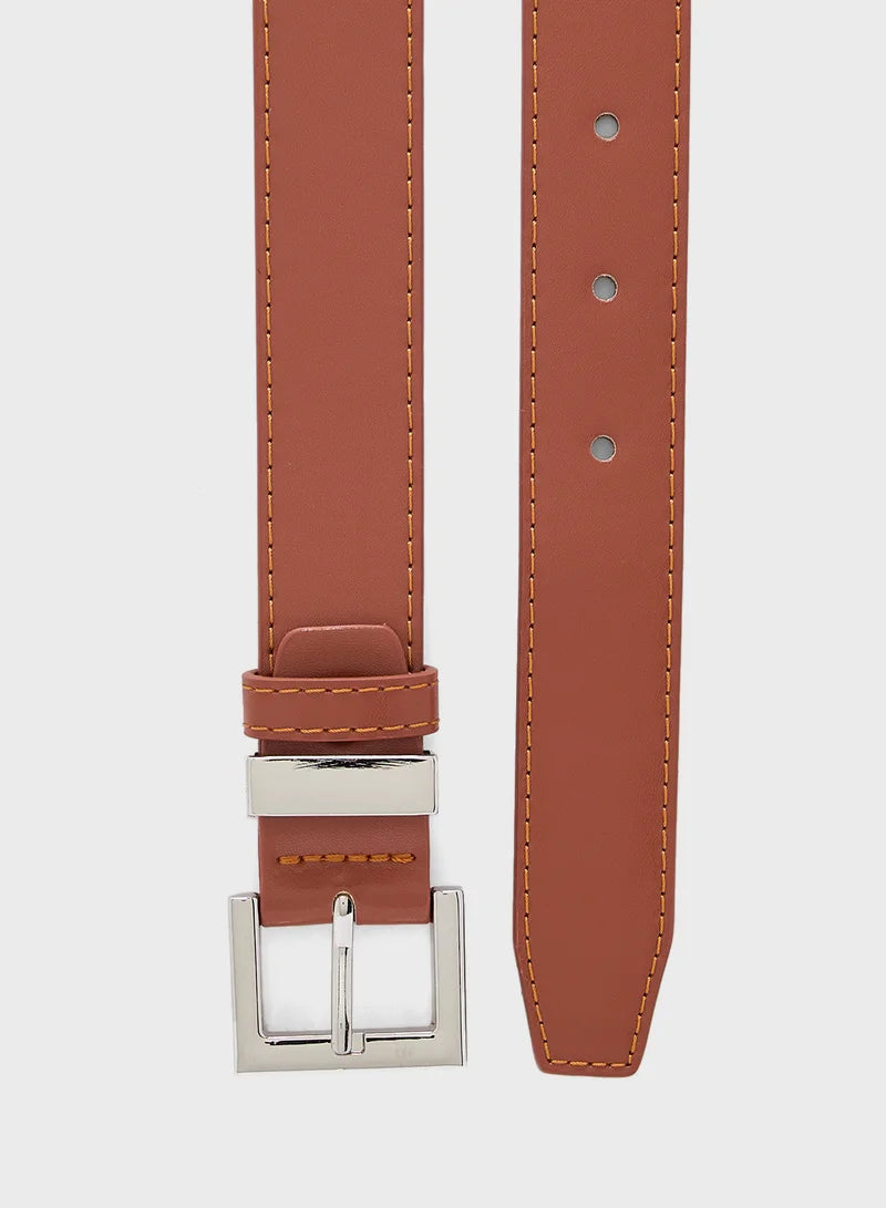 Ladies Belt With Silver Buckle