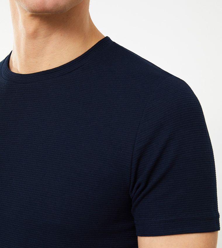 LC Waikiki، تی شرت آستین کوتاه جامد 